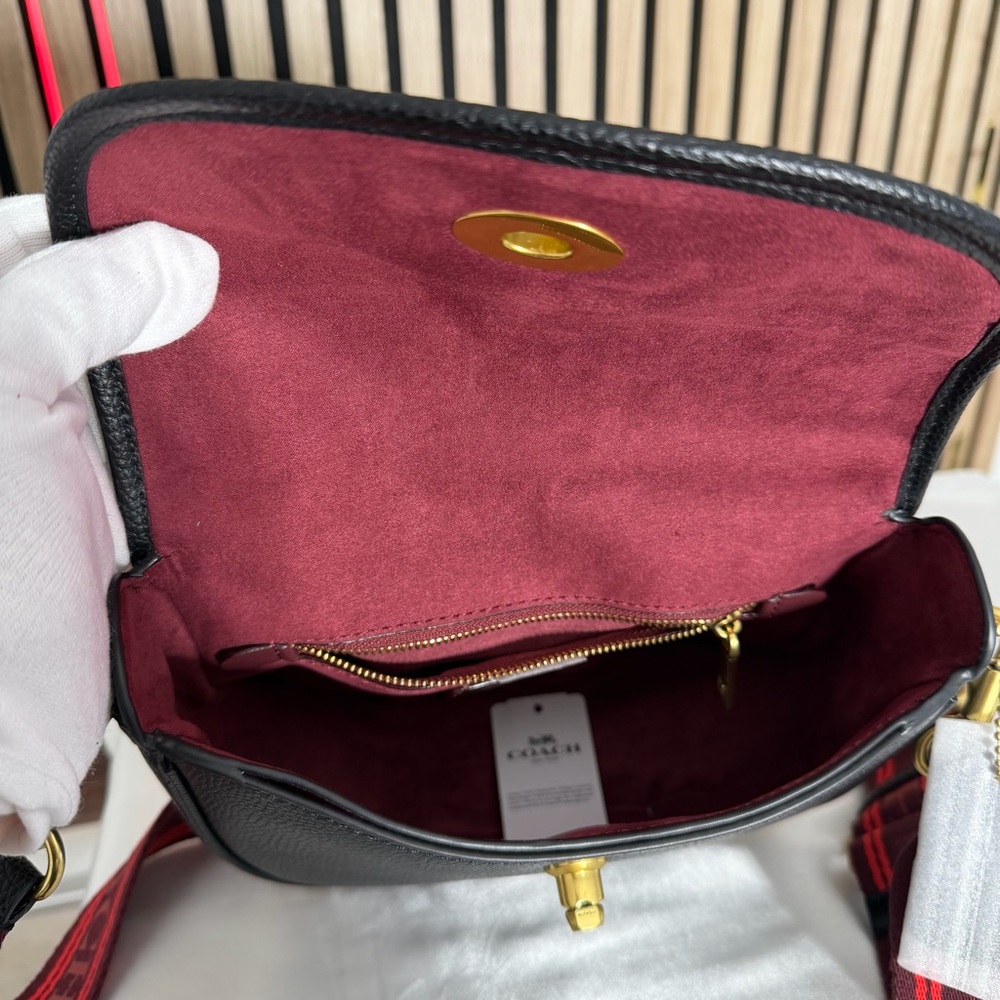 ❤️COACH🌺 Willow Saddle Bag Pebbled Leather Crossbody (FREE Gift Keychain Gen)🇺🇸✅ - Picture 11 of 17